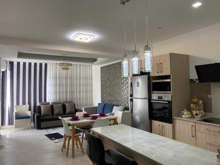Stylish & Luxury 2-Bed Parkside Apart With Pool Vacoas-Phoenix Zewnętrze zdjęcie
