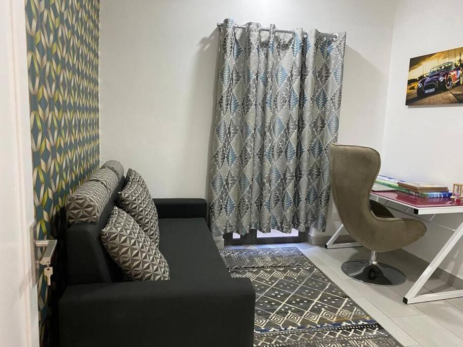 Stylish & Luxury 2-Bed Parkside Apart With Pool Vacoas-Phoenix Zewnętrze zdjęcie